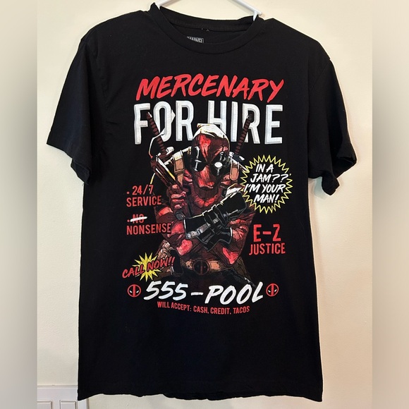 NWOT Marvel Deadpool “Mercenary for Hire” Unisex Medium Black - Picture 1 of 8